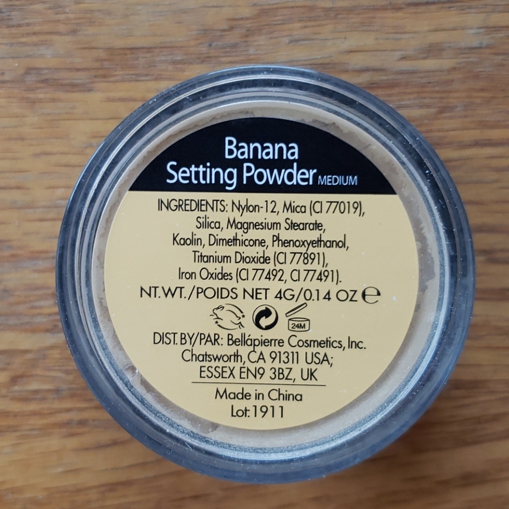 Bellapierre Cosmetics Banana Setting Powder - Picture 3 of 4